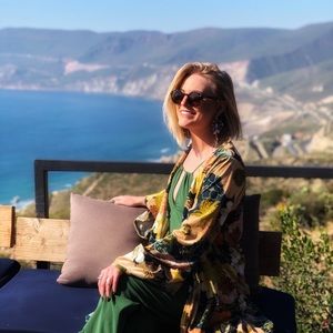 Meet your Posher, Carolyn